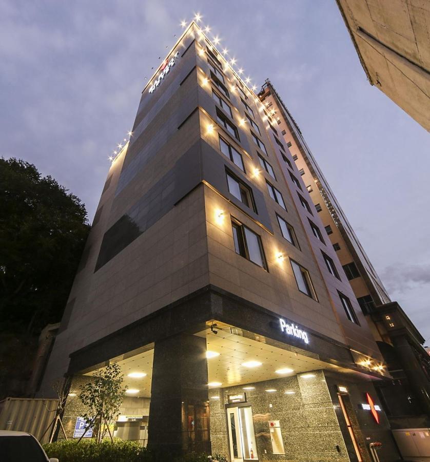 Maron Hotel Nampo Ciudad Metropolitana de Ciudad Metropolitana de Busan Exterior foto