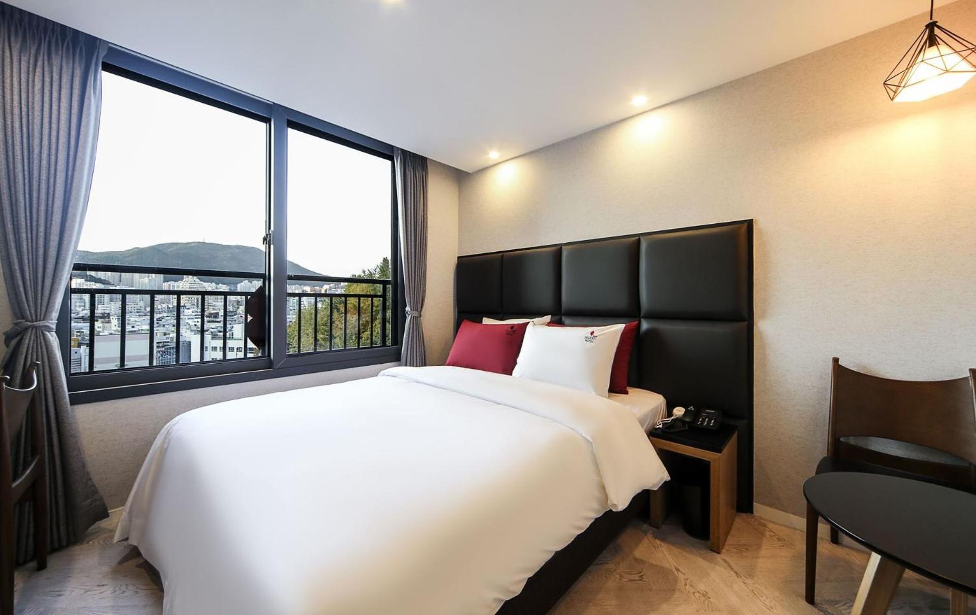 Maron Hotel Nampo Ciudad Metropolitana de Ciudad Metropolitana de Busan Exterior foto