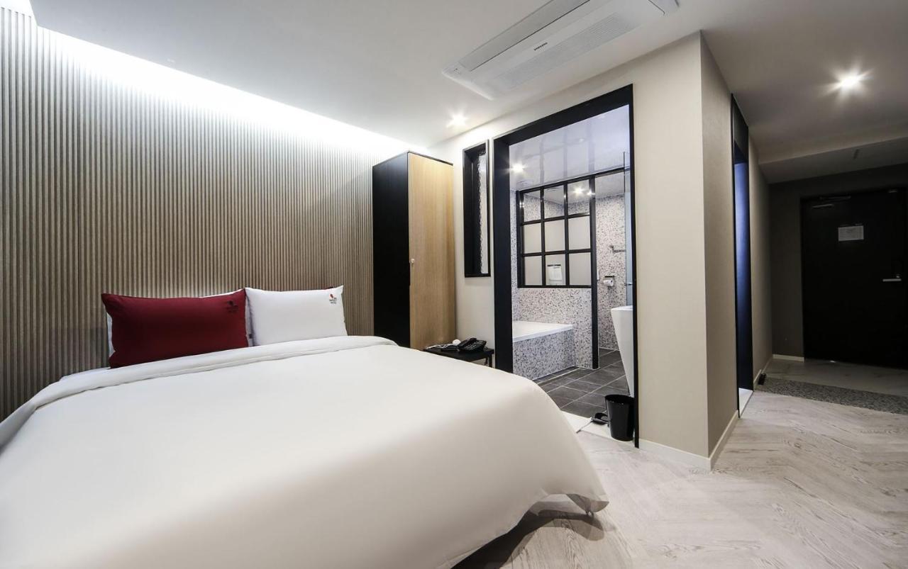 Maron Hotel Nampo Ciudad Metropolitana de Ciudad Metropolitana de Busan Exterior foto